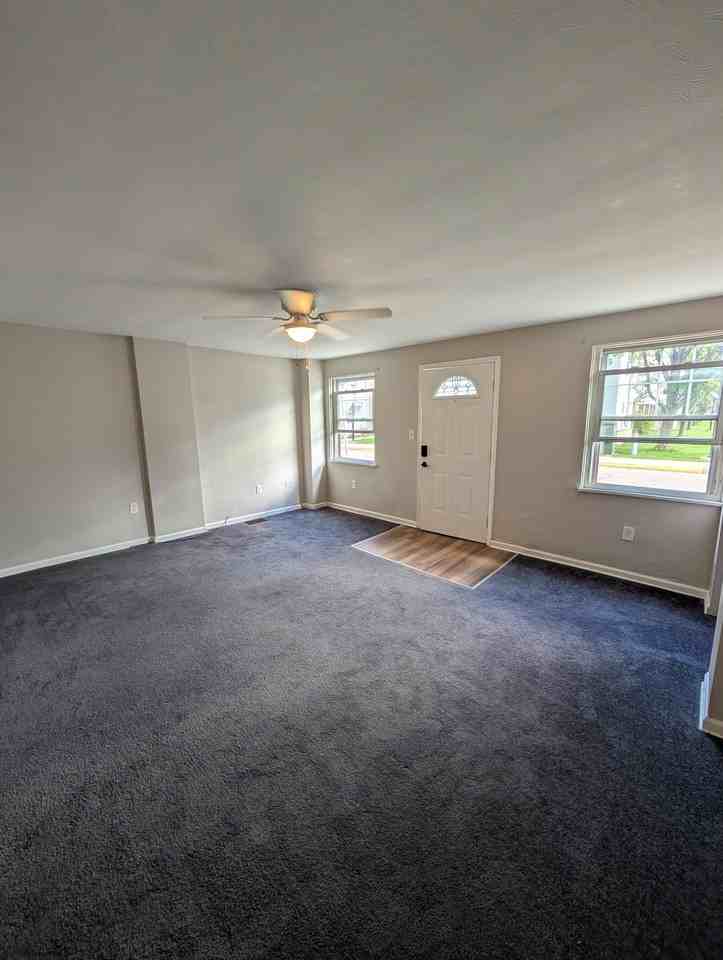 701 E 2nd Ave #701E2ndAVE - Photo 4 of 16