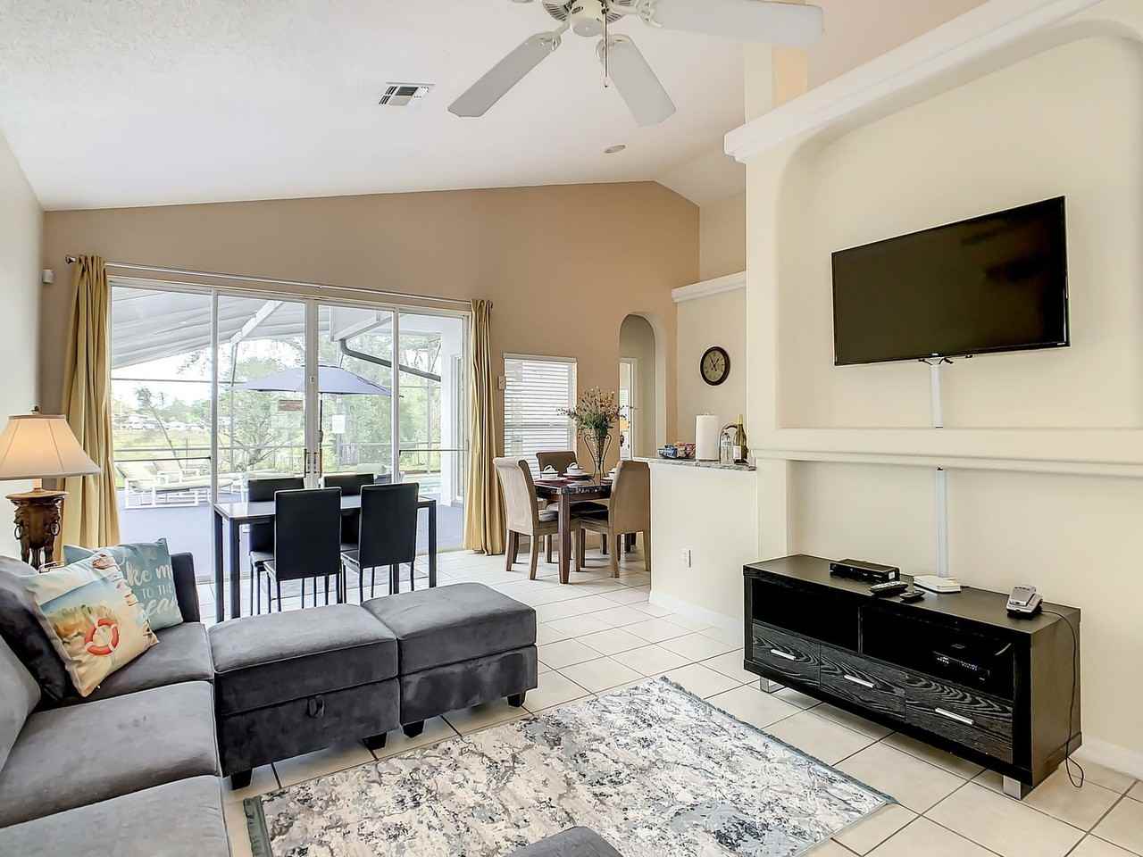 16833 Glenbrook Blvd #1628722P - Photo 4 of 50