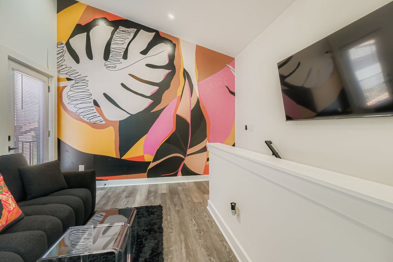 6305 Shannon Pkwy #1642543P - Photo 3 of 20
