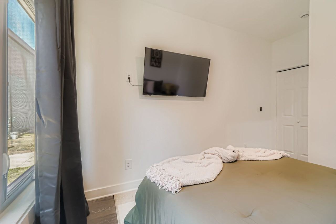 6305 Shannon Pkwy #1642543P - Photo 6 of 20