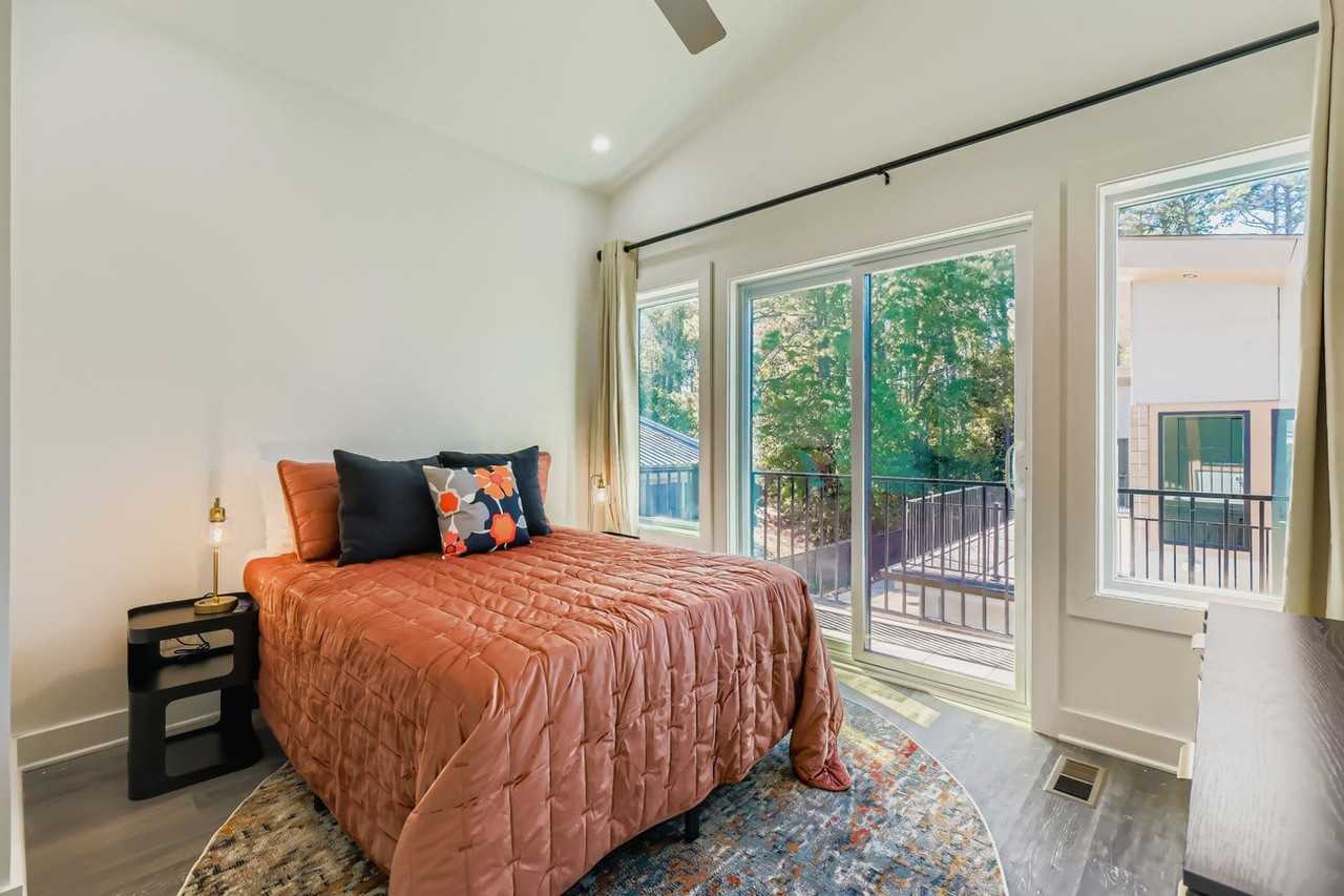 6305 Shannon Pkwy #1642543P - Photo 7 of 20