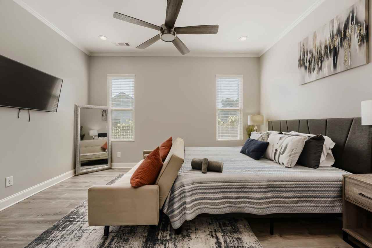 884 Sims St Sw #1642562P - Photo 6 of 28