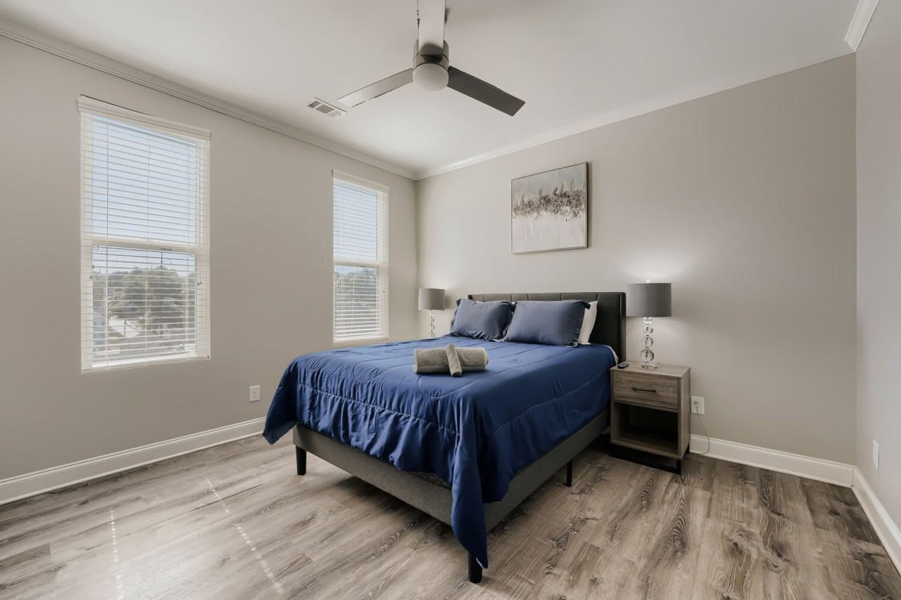 884 Sims St Sw #1642562P - Photo 7 of 28