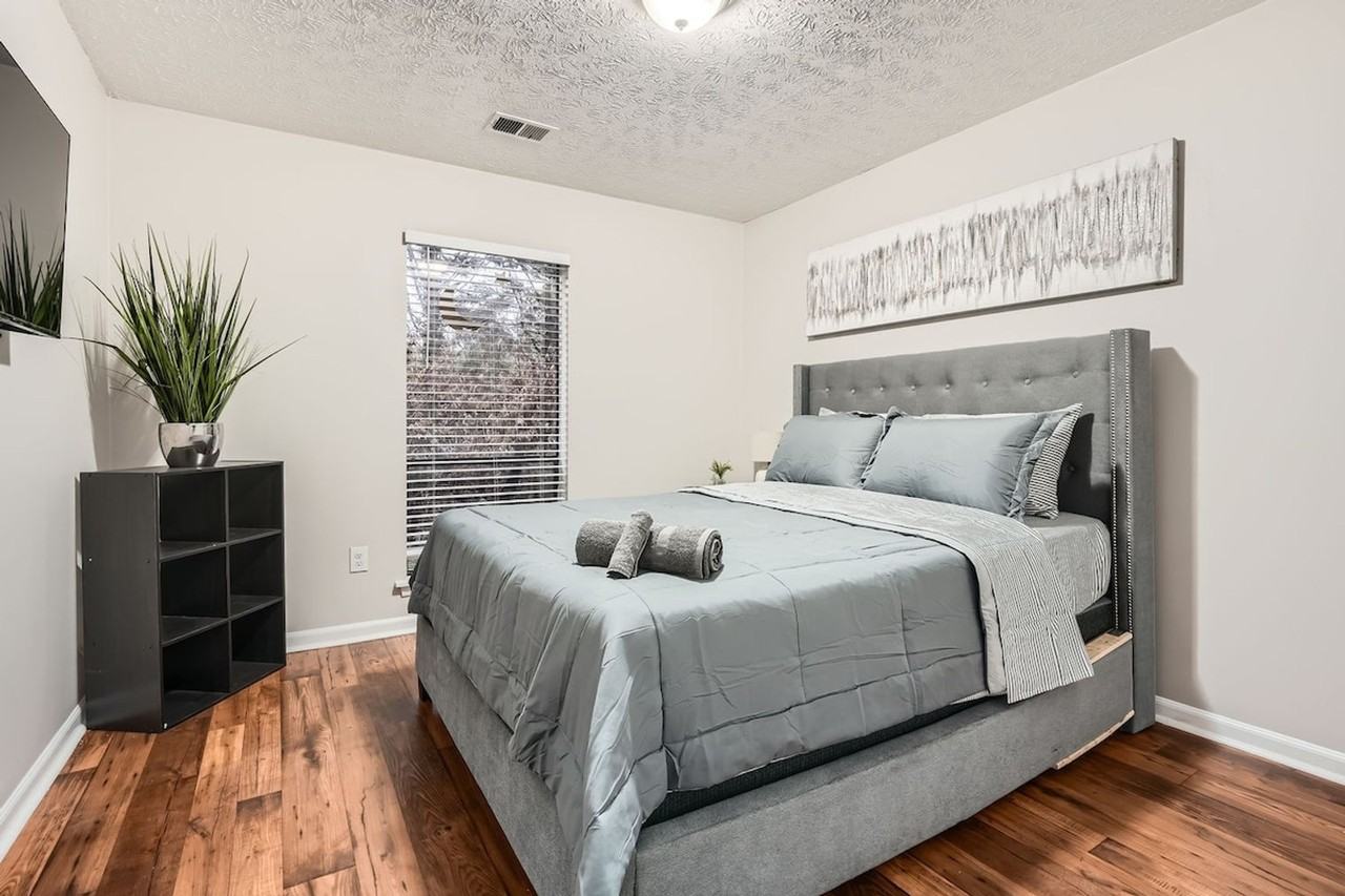 1040 Terramont Dr #1642545P - Photo 6 of 28