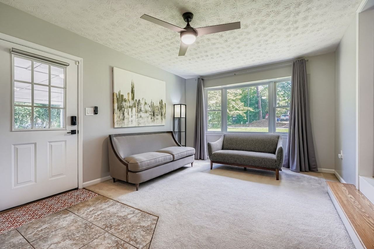 2872 Clearbrook Dr #1642551P - Photo 7 of 30