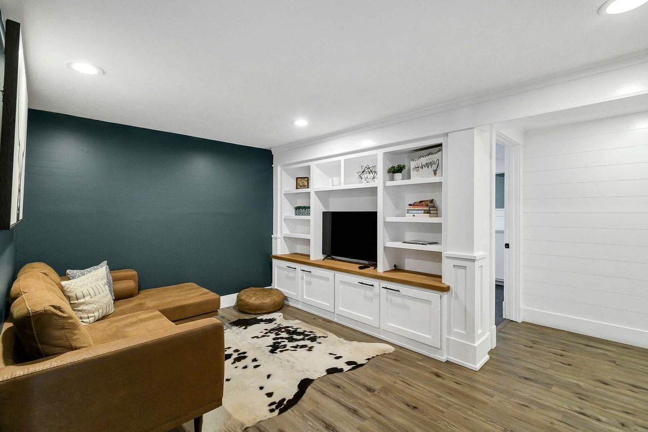 950 N 5th St #1643211P - Photo 7 of 32