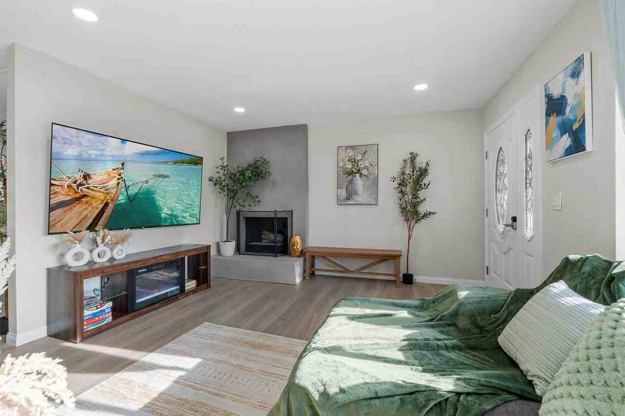10704 El Nopal #1643454P - Photo 3 of 50