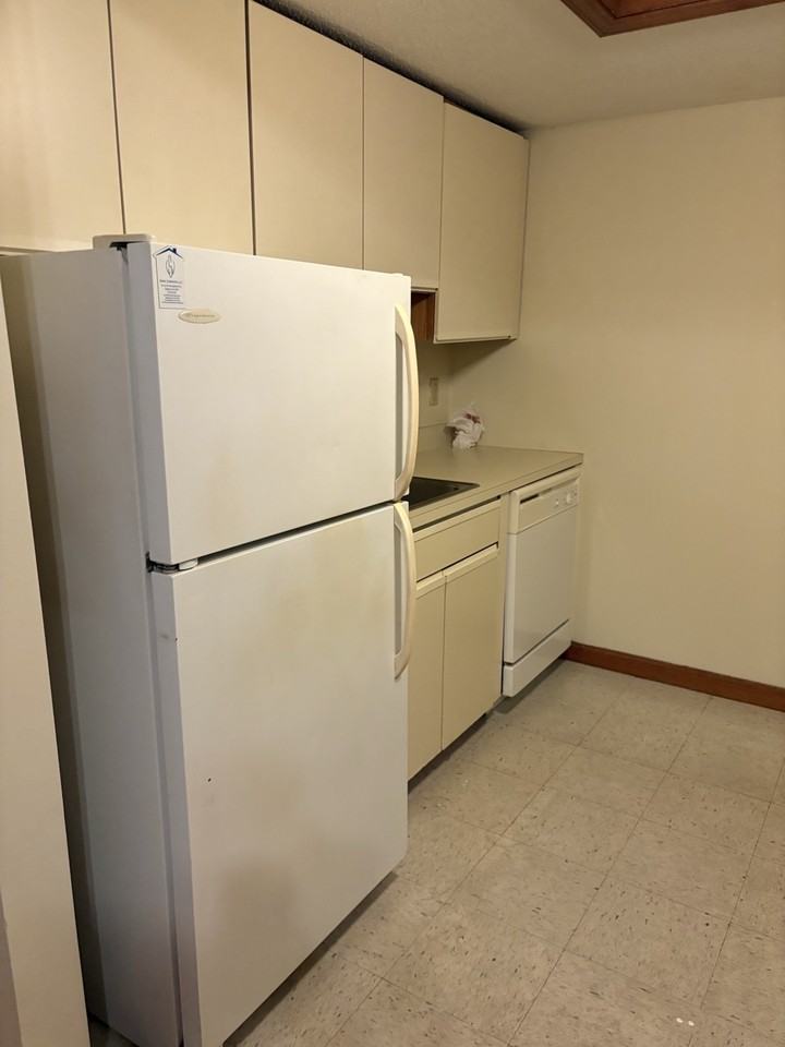 100 Bemis Rd #3 - Photo 5 of 6