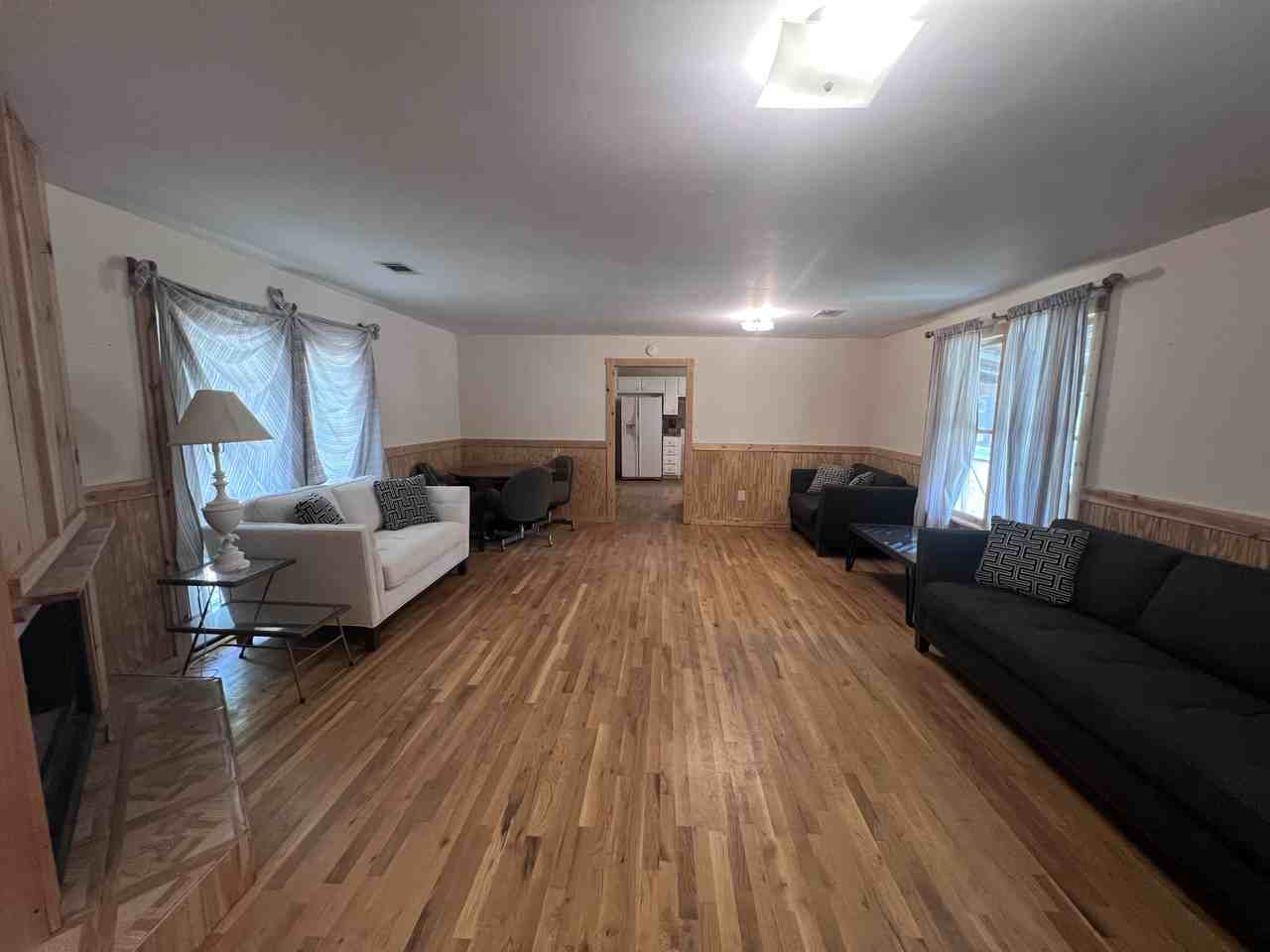 844 Shorewood Cir - Photo 7 of 14