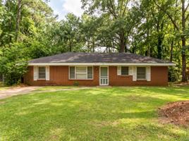 featured image of 424 Holland Dr