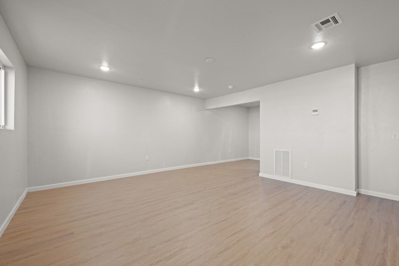 5800 Nw 34th St #B11 - Photo 4 of 25