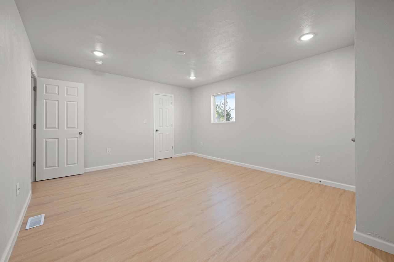 5800 Nw 34th St #B11 - Photo 7 of 25