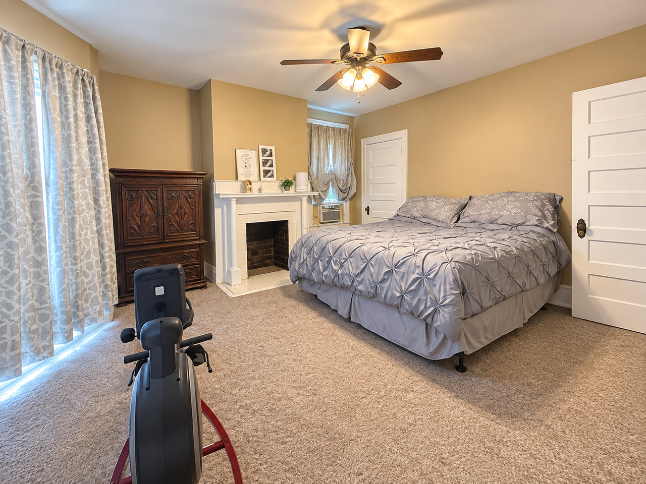36 Walnut Ave #36 - Photo 3 of 9