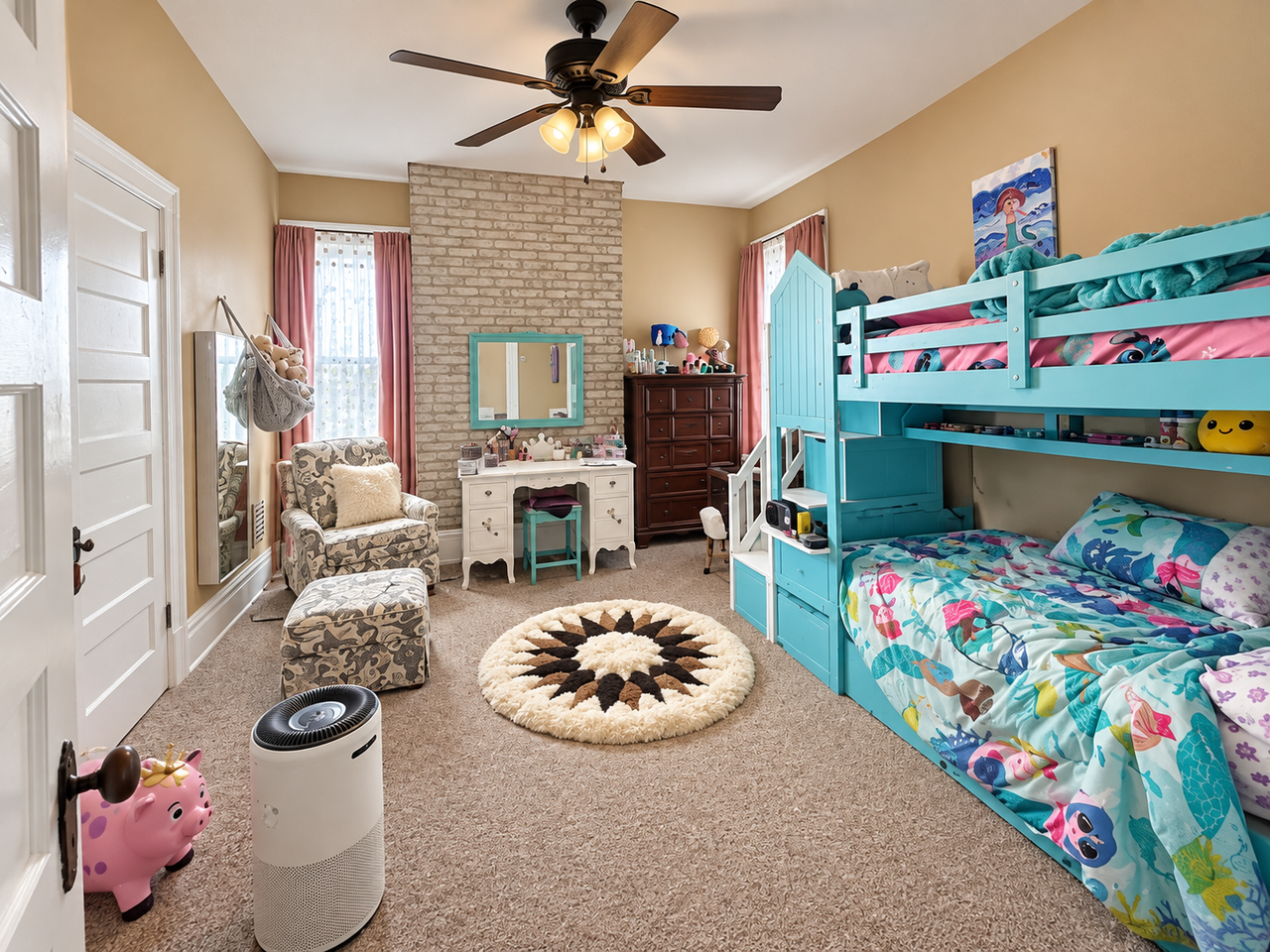 36 Walnut Ave #36 - Photo 4 of 9