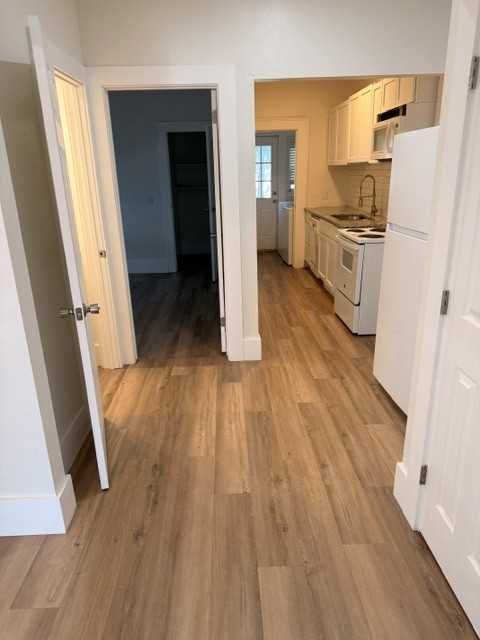 1607 Nw 12th St #2 - Photo 7 of 24