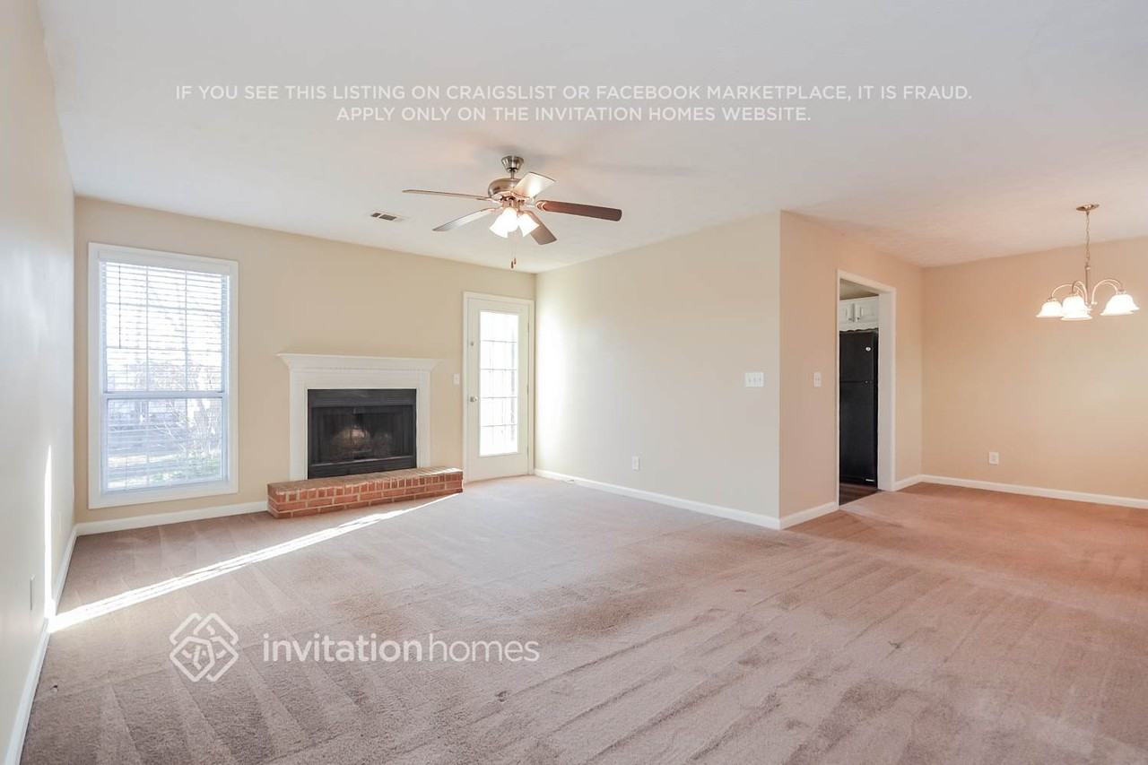 1220 Cabots Ln - Photo 2 of 15