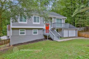 featured image of 816 Mather Ct