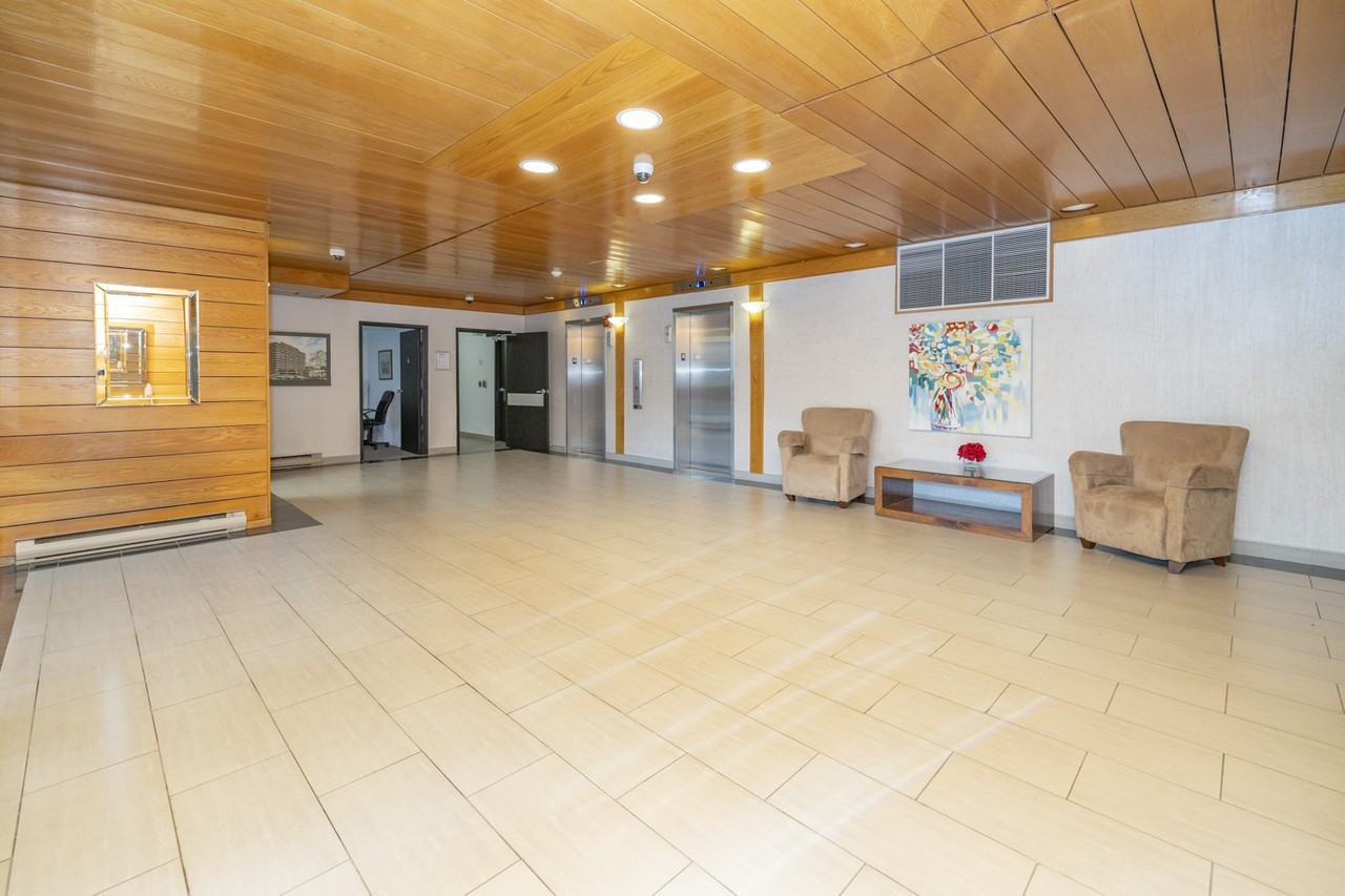 370 Dominion Avenue #705 - Photo 3 of 30