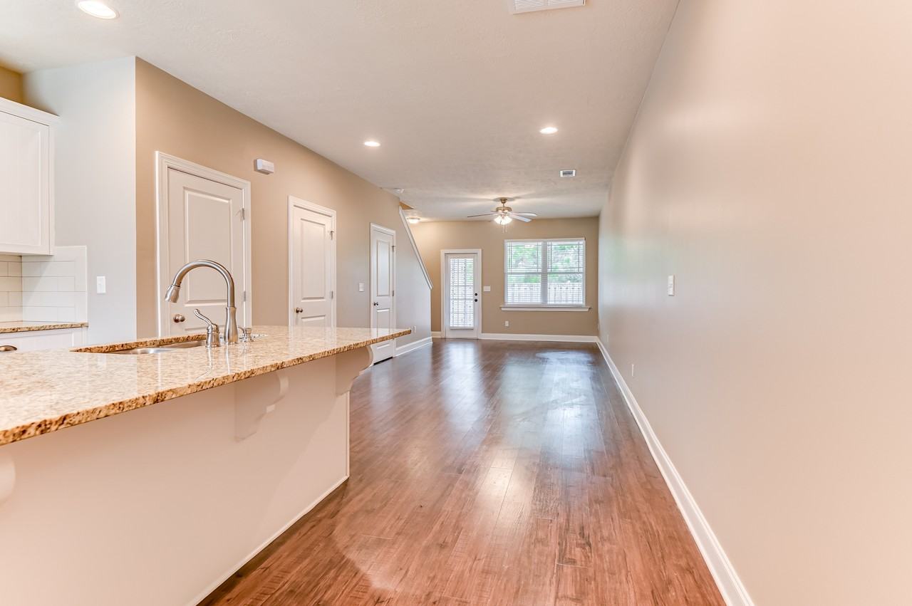 1815 Butternut Dr #1 - Photo 6 of 36