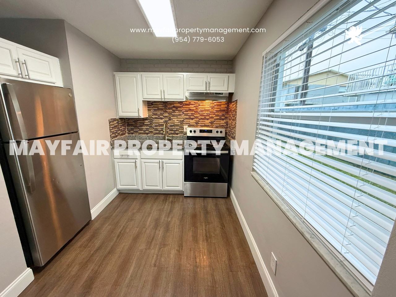 526 Sw 20th Ave #4 - Photo 4 of 10