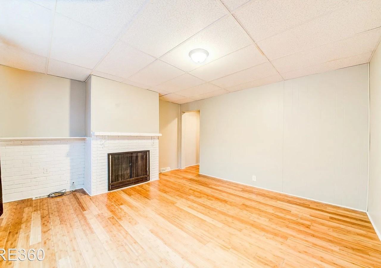979 Manton Way - Photo 2 of 20