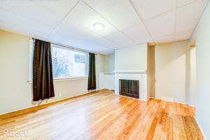 featured image of 979 Manton Way