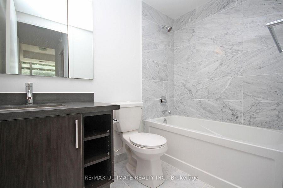2212 Lake Shore Boulevard West #TH1 - Photo 6 of 15