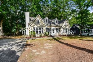 featured image of 324 London Pride Rd
