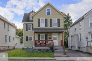 featured image of 18 Cottage Ave