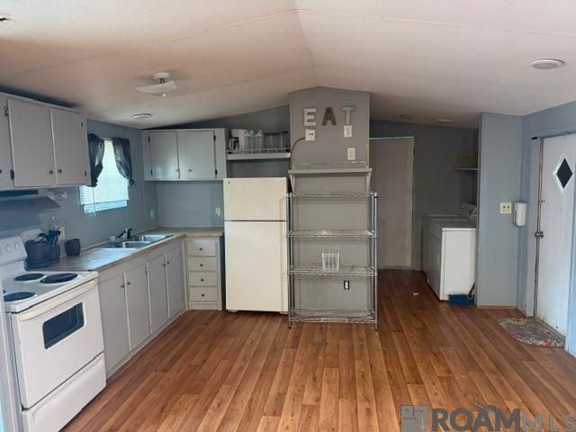 7710 Morel Ln - Photo 3 of 6