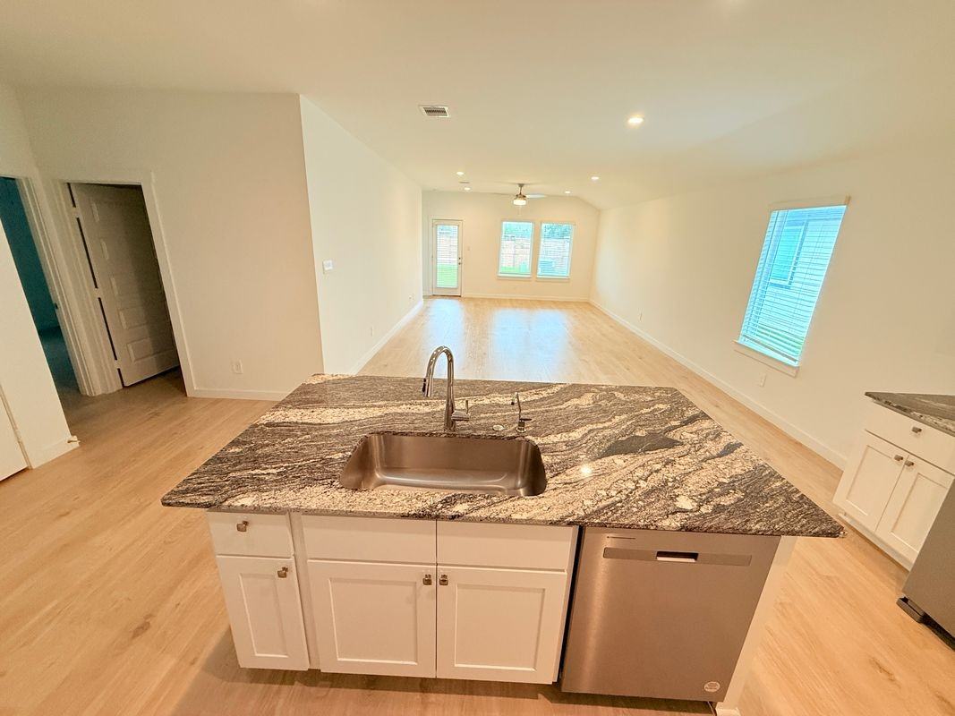 8014 Tropea Dr - Photo 2 of 8