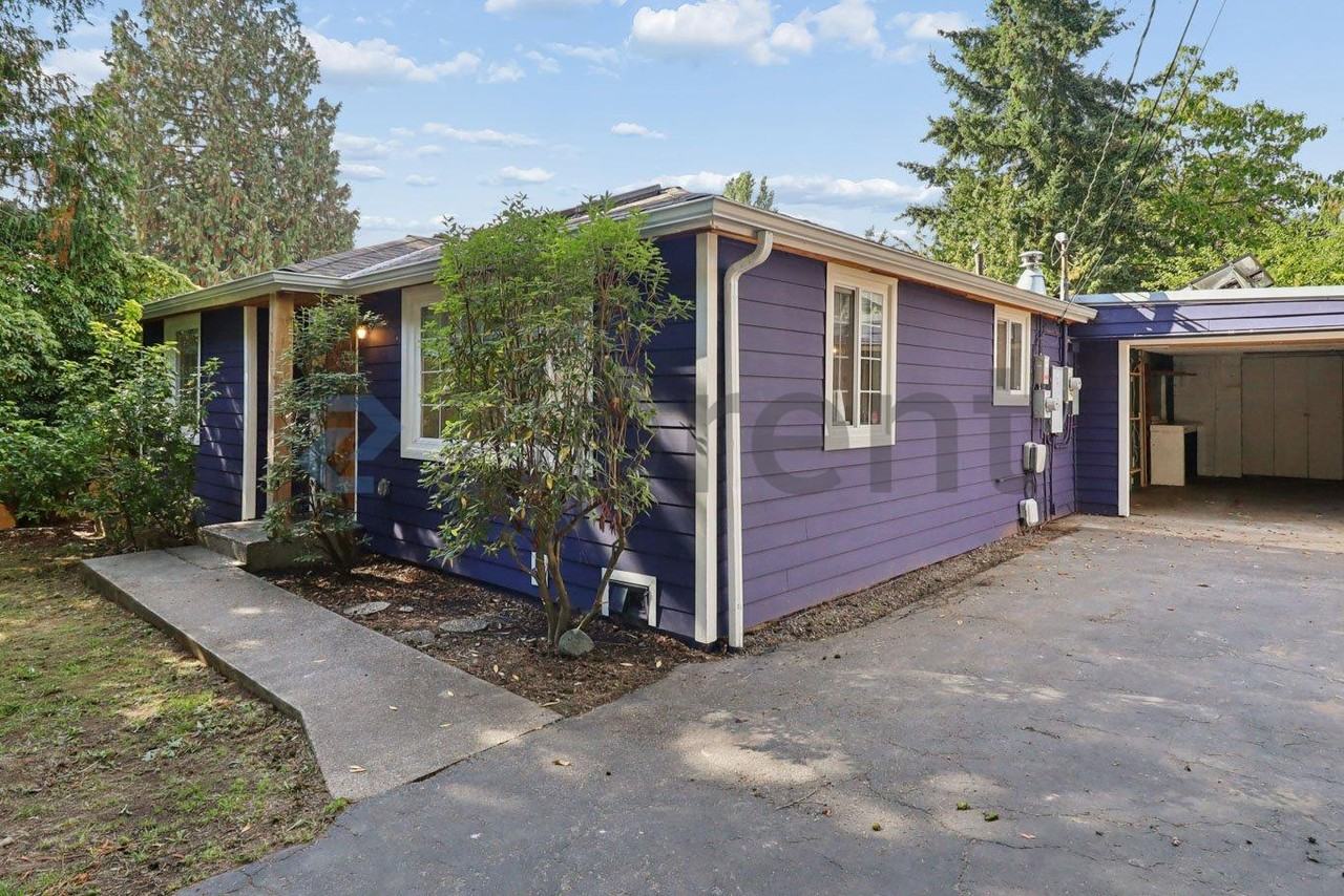 24212 52nd Ave W - Photo 2 of 23