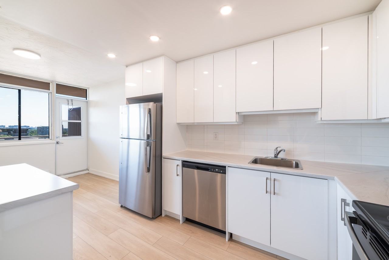 Riverview Apartments - Photo 2 of 9