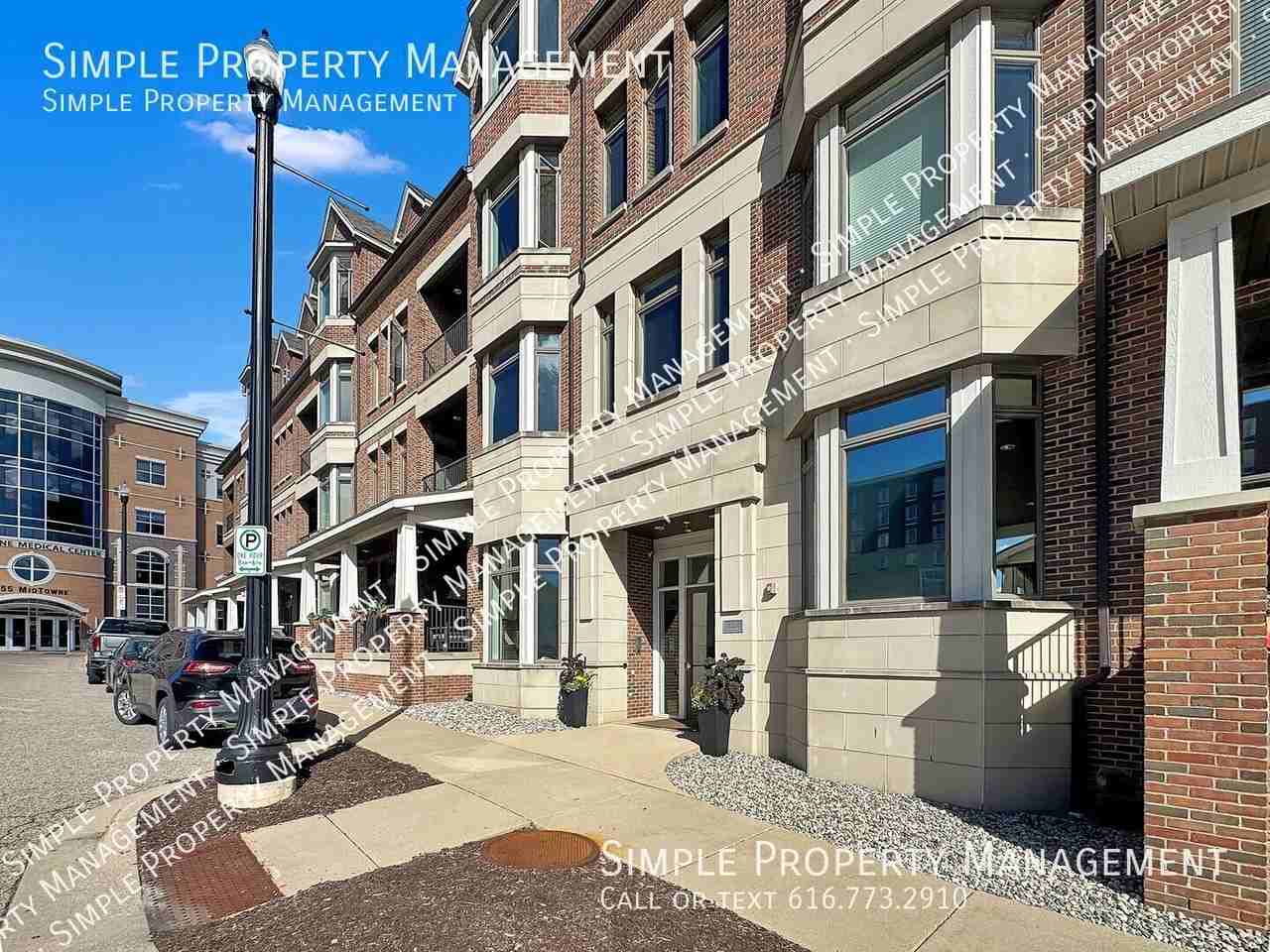 430 Union Ave Ne #101 - Photo 2 of 16