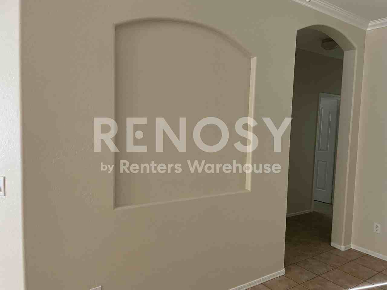 17760 W Port Royale Ln - Photo 7 of 18