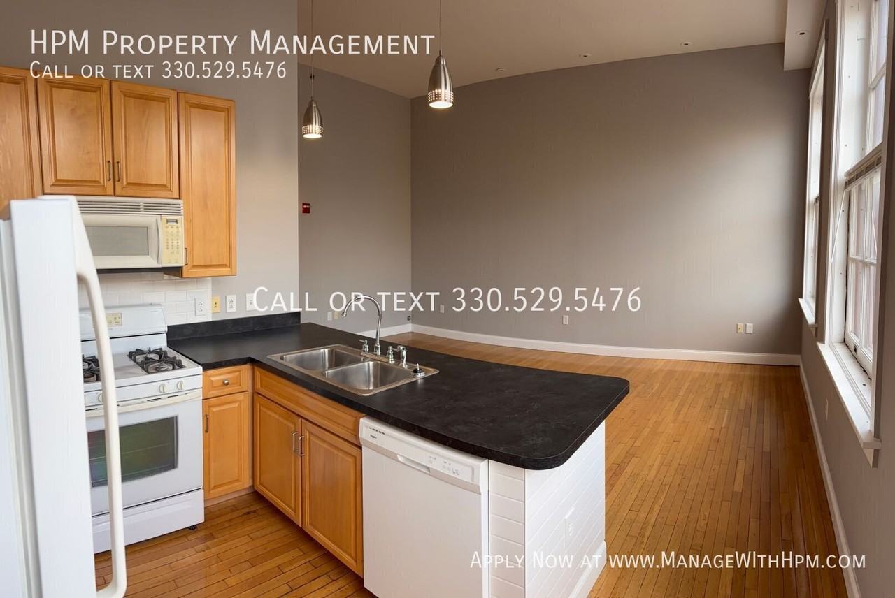 2341 Carnegie Ave #212 - Photo 6 of 10