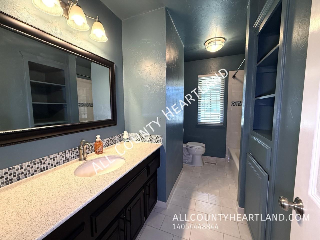 7601 Northway Ter - Photo 7 of 13