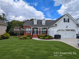433 Stanford Dr - Photo 1 of 1