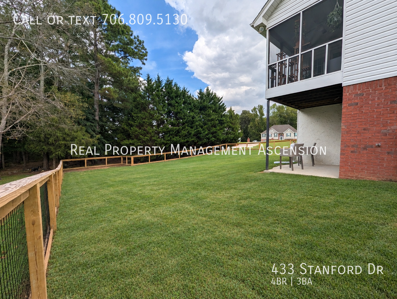 433 Stanford Dr - Photo 4 of 5