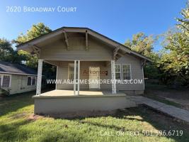 featured image of 2620 Broadway Ct
