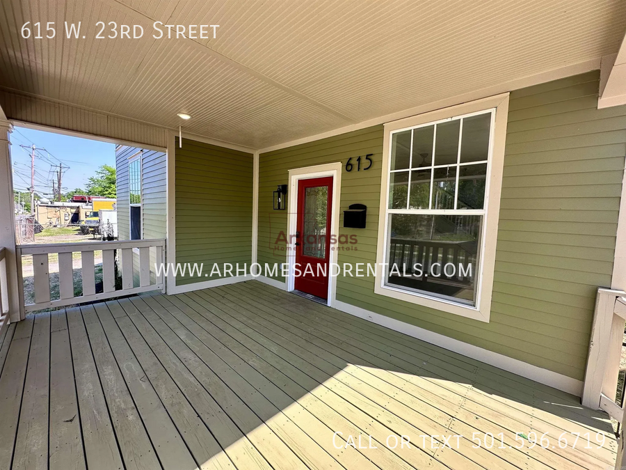 615 W 23rd St - Photo 2 of 11
