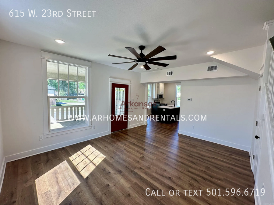 615 W 23rd St - Photo 3 of 11