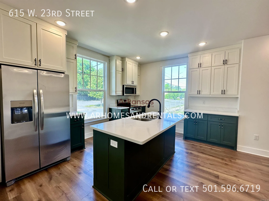615 W 23rd St - Photo 5 of 11