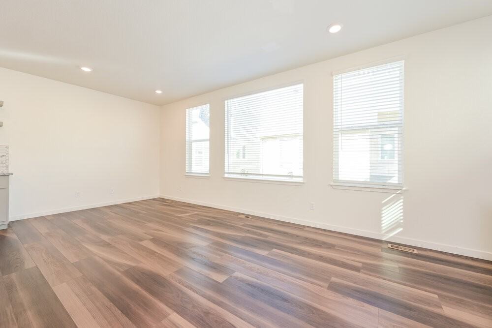 18569 E 47th Ave - Photo 6 of 18