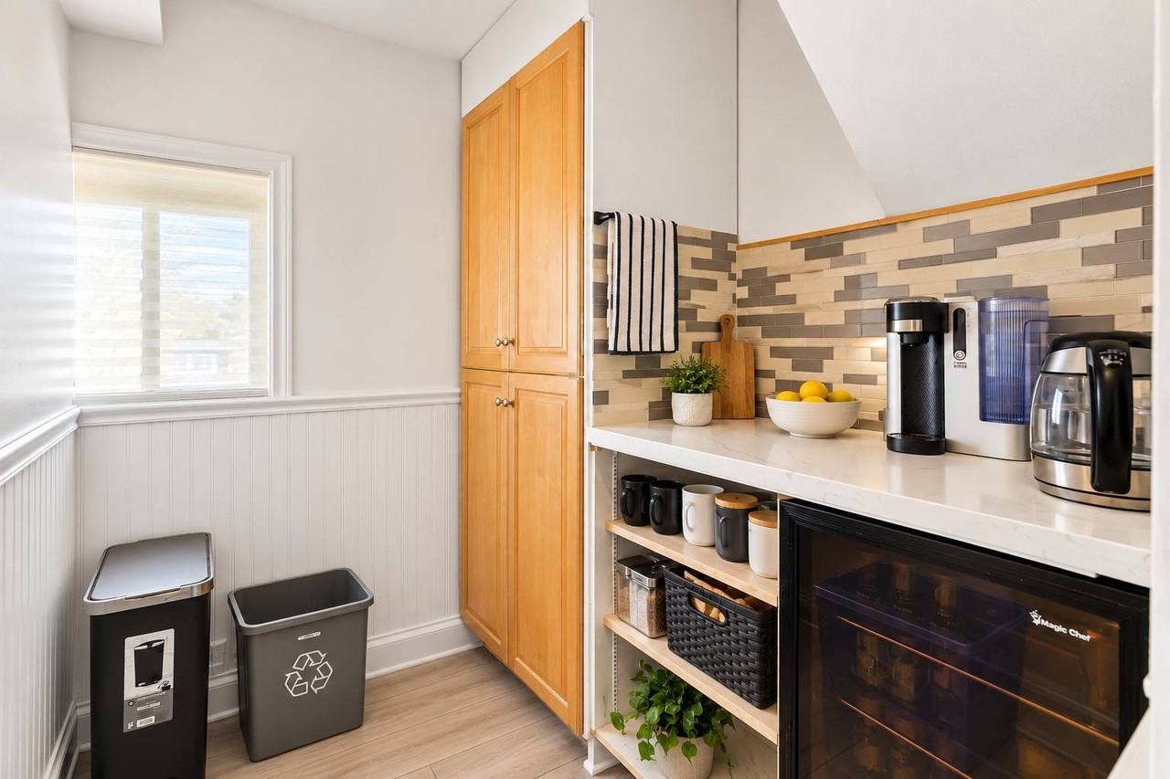 85 Main St W - Photo 7 of 14