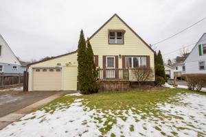 featured image of 5721 Strathmore Cres