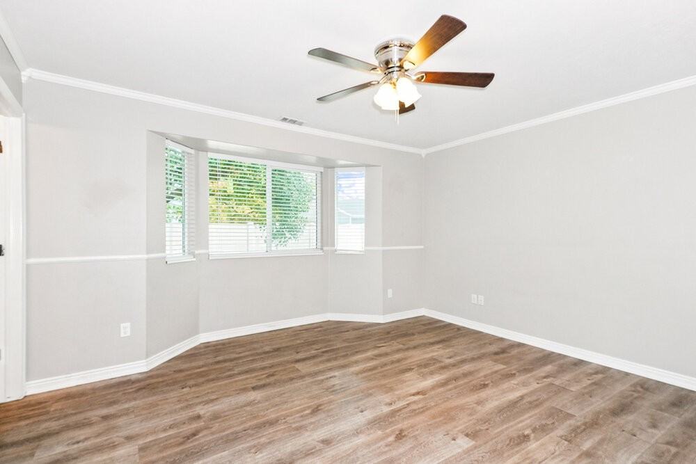 2528 Wn - Photo 7 of 16