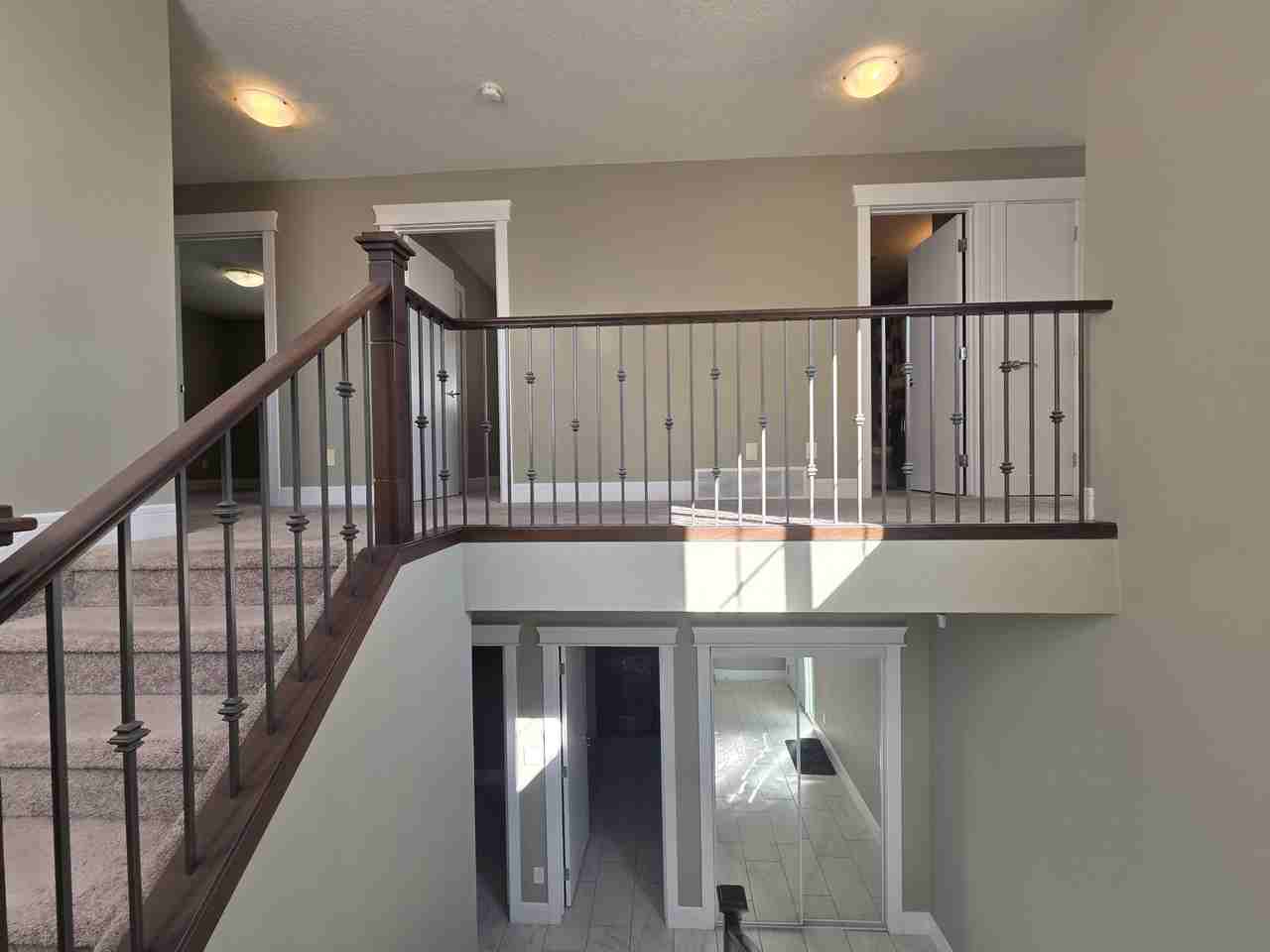 5252 17 Ave Sw - Photo 7 of 21