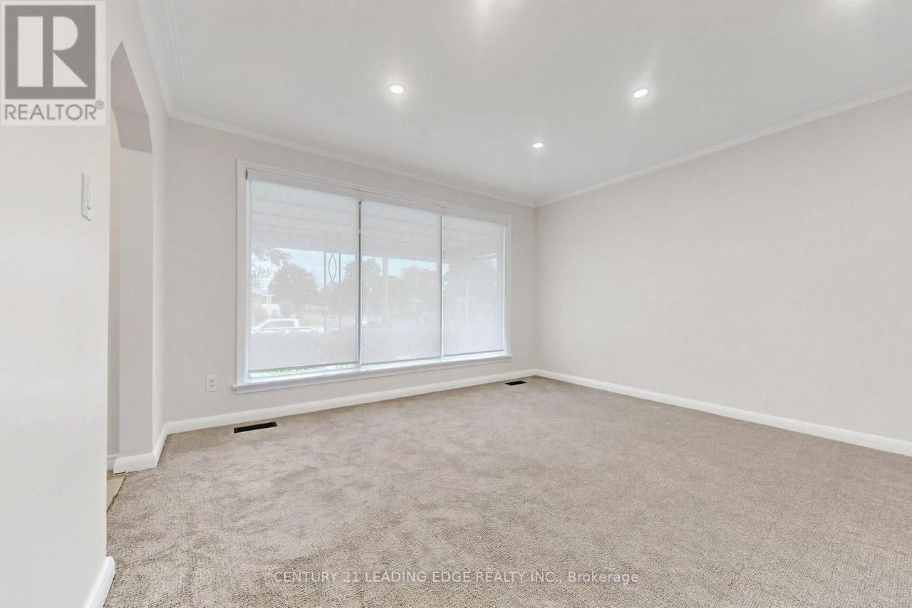 15 Maretta Ave - Photo 3 of 18