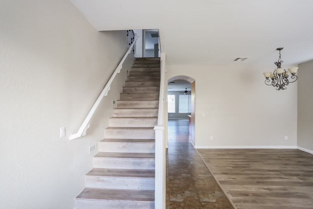 15107 N 145th Ave - Photo 4 of 17